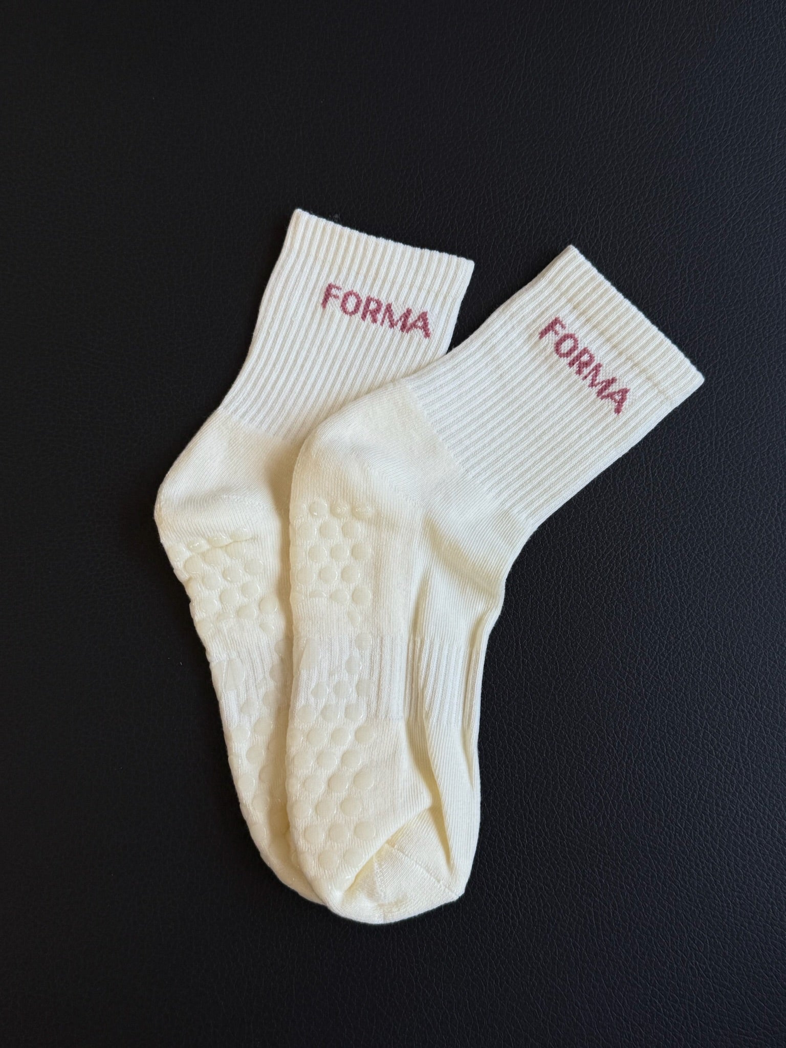 FORMA Grip Socks Classic Collection