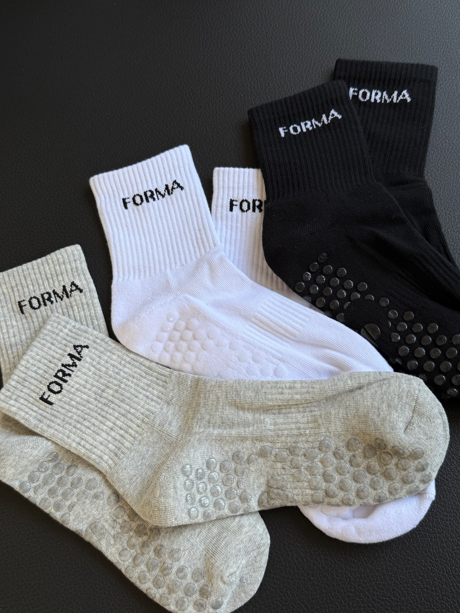 FORMA Grip Socks Classic Collection